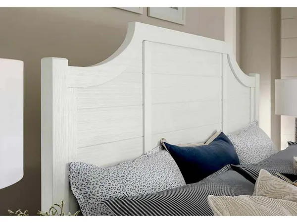 Artisan and Post 116-667-766-733-MS2 Maple Road Two-Tone King Scalloped Bed Soft White Artisan and Post 116-667-766-733-MS2 Maple Road Two-Tone King Scalloped Bed Soft White