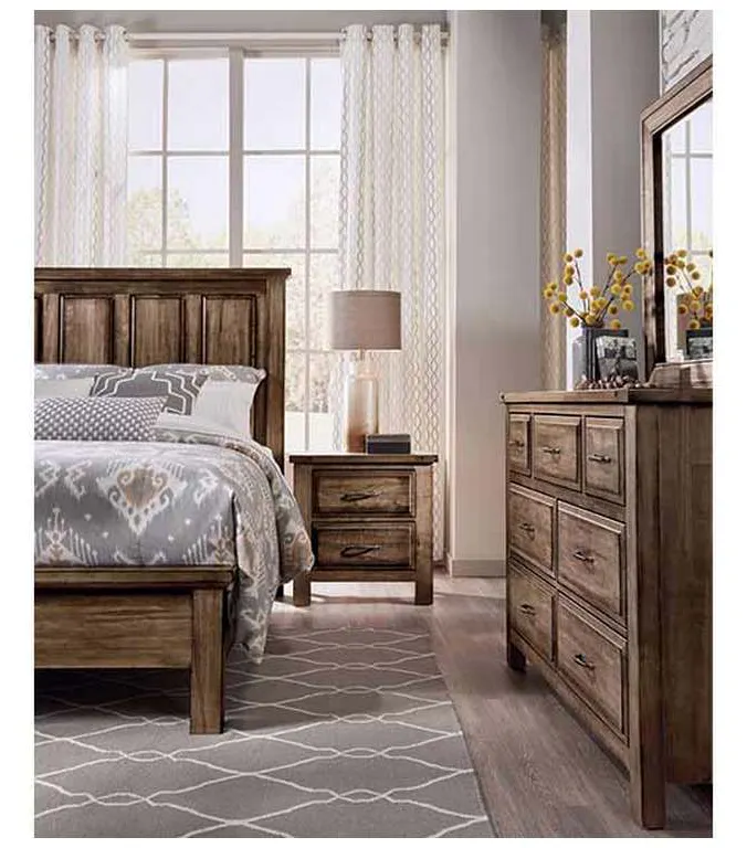 Artisan and Post 117-559-955-722 Maple Road Queen Mansion Bed with Low Profile Footboard Maple Syrup Artisan and Post 117-559-955-722 Maple Road Queen Mansion Bed with Low Profile Footboard Maple Syrup