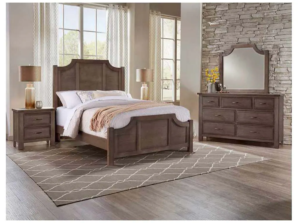 Artisan and Post 117-557-755-722 Maple Road Queen Scallop Bed Maple Syrup