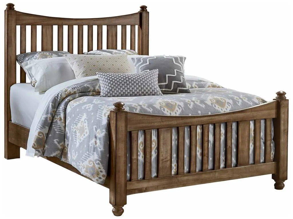Artisan and Post 117-558-855-722 Maple Road Queen Slat Poster Bed with Slat Poster Footboard Maple Syrup