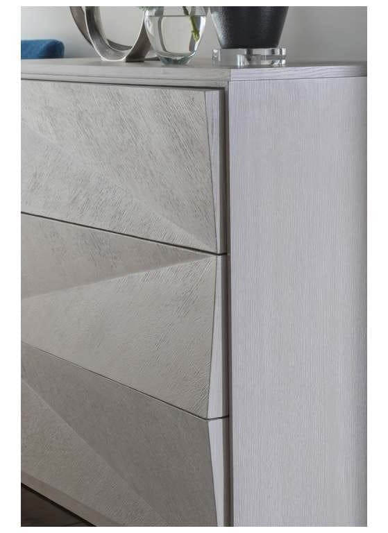 Artistica Home 2331-973 Signature Designs Ziggy Hall Chest Artistica Home 2331-973 Signature Designs Ziggy Hall Chest