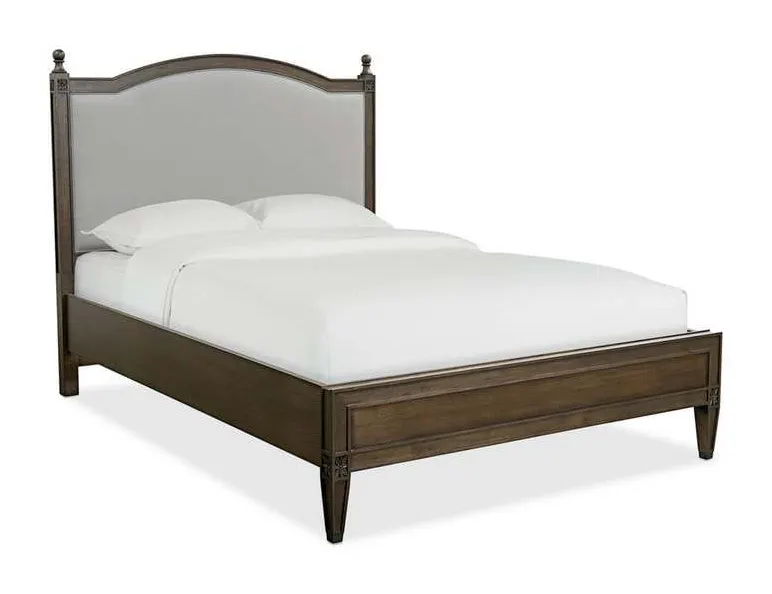 Bassett 2611-K153L Charlotte Upholstered Bed with Low Footboard Bassett 2611-K153L Charlotte Upholstered Bed with Low Footboard