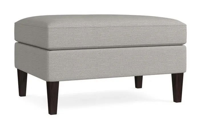 Bassett 1402-3525 Dover Medium Rectangle Ottoman Bassett 1402-3525 Dover Medium Rectangle Ottoman