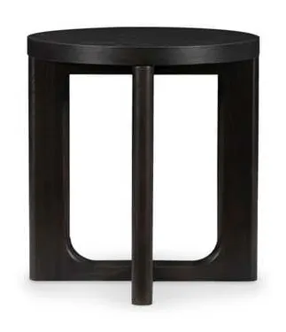 Bassett 6524-0643 Reston Oak Round Accent Table Bassett 6524-0643 Reston Oak Round Accent Table