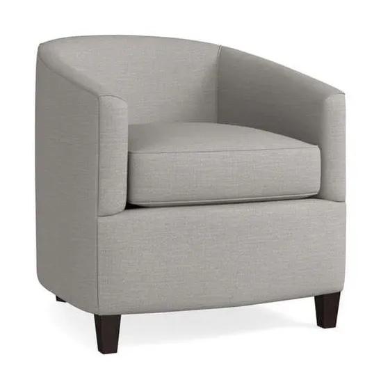 Bassett 1110-02 Maxwell Accent Chair Bassett 1110-02 Maxwell Accent Chair