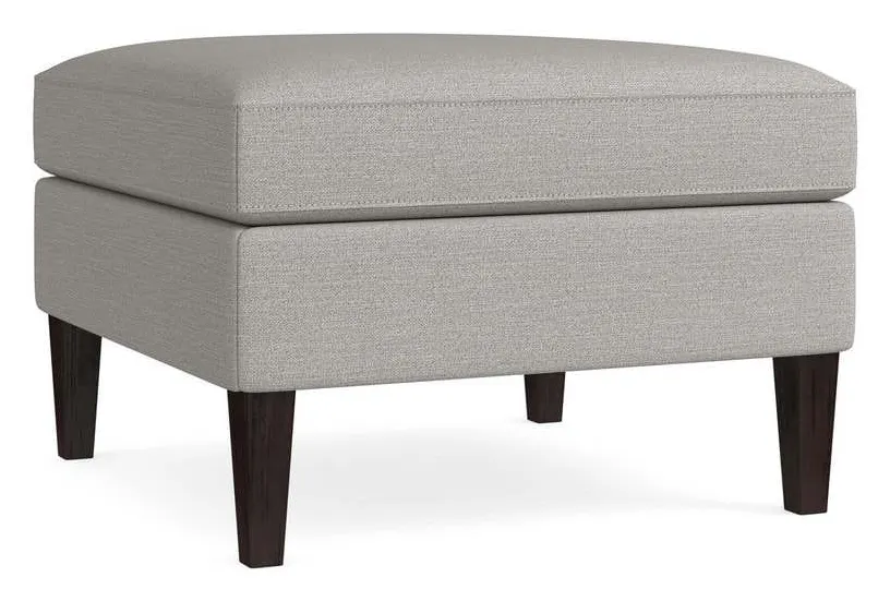 Bassett 1404-2525 Danbury Small Square Ottoman Bassett 1404-2525 Danbury Small Square Ottoman
