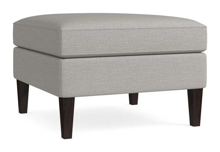 Bassett 1404-2525 Danbury Small Square Ottoman Bassett 1404-2525 Danbury Small Square Ottoman