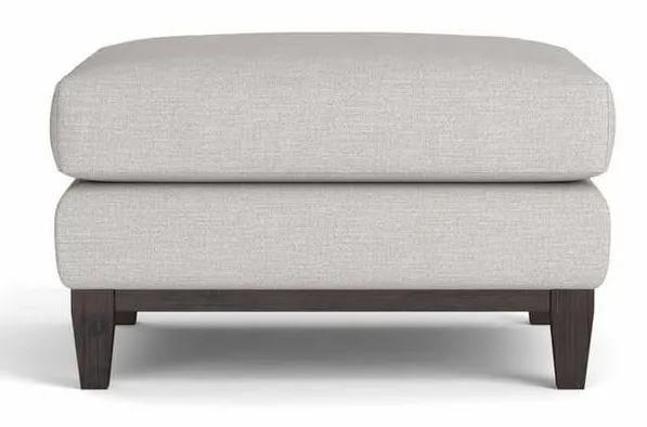 Bassett 3135-01 Sanford Ottoman Bassett 3135-01 Sanford Ottoman