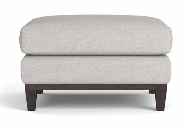Bassett 3135-01 Sanford Ottoman Bassett 3135-01 Sanford Ottoman