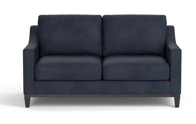 Bassett 3135-42L Sanford Leather Loveseat Bassett 3135-42L Sanford Leather Loveseat