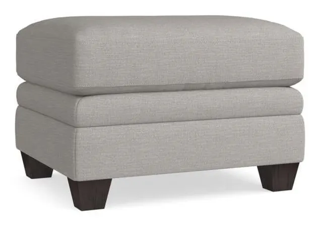 Bassett 3887-01 Carolina Ottoman Bassett 3887-01 Carolina Ottoman