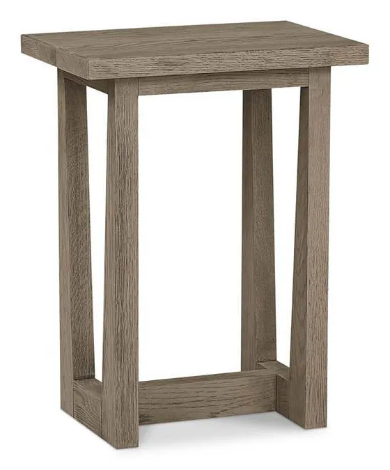 Bassett 6121-0661 Liam Oak Chairside Table Bassett 6121-0661 Liam Oak Chairside Table