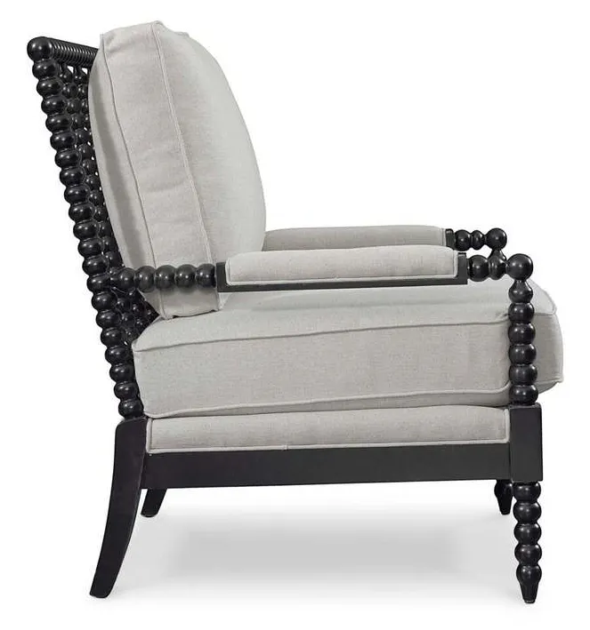 Bassett 1060-02 Pippa Accent Chair Bassett 1060-02 Pippa Accent Chair