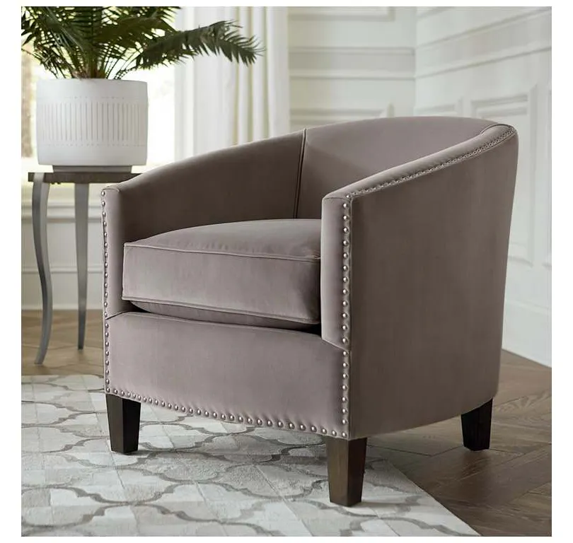 Bassett 1110-02 Maxwell Accent Chair Bassett 1110-02 Maxwell Accent Chair