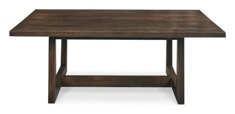 Bassett 6021-0613 Benchmade Maple Rectangular Cocktail Table Bassett 6021-0613 Benchmade Maple Rectangular Cocktail Table