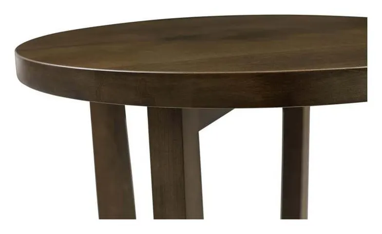 Bassett 6021-0641 Benchmade Maple Round End Table Bassett 6021-0641 Benchmade Maple Round End Table