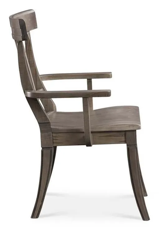 Bassett 4021-1000BX Baxter Maple Arm Chair Bassett 4021-1000BX Baxter Maple Arm Chair
