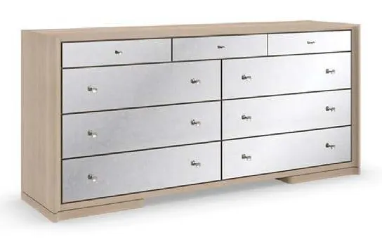 Caracole CLA-021-012 Living The Dream Dresser Caracole CLA-021-012 Living The Dream Dresser