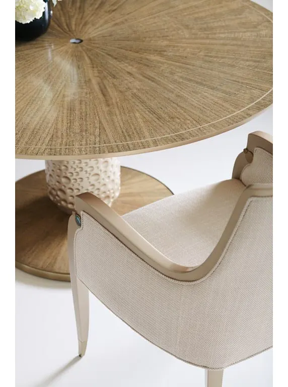 Caracole CLA-018-273 Caracole Classic Sit Like A Gem Caracole CLA-018-273 Caracole Classic Sit Like A Gem