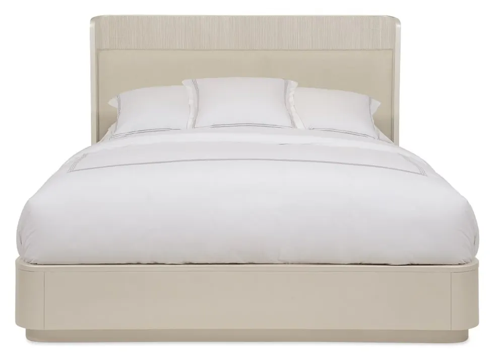Caracole CLA-019-101 Fall In Love Queen Bed Caracole CLA-019-101 Fall In Love Queen Bed