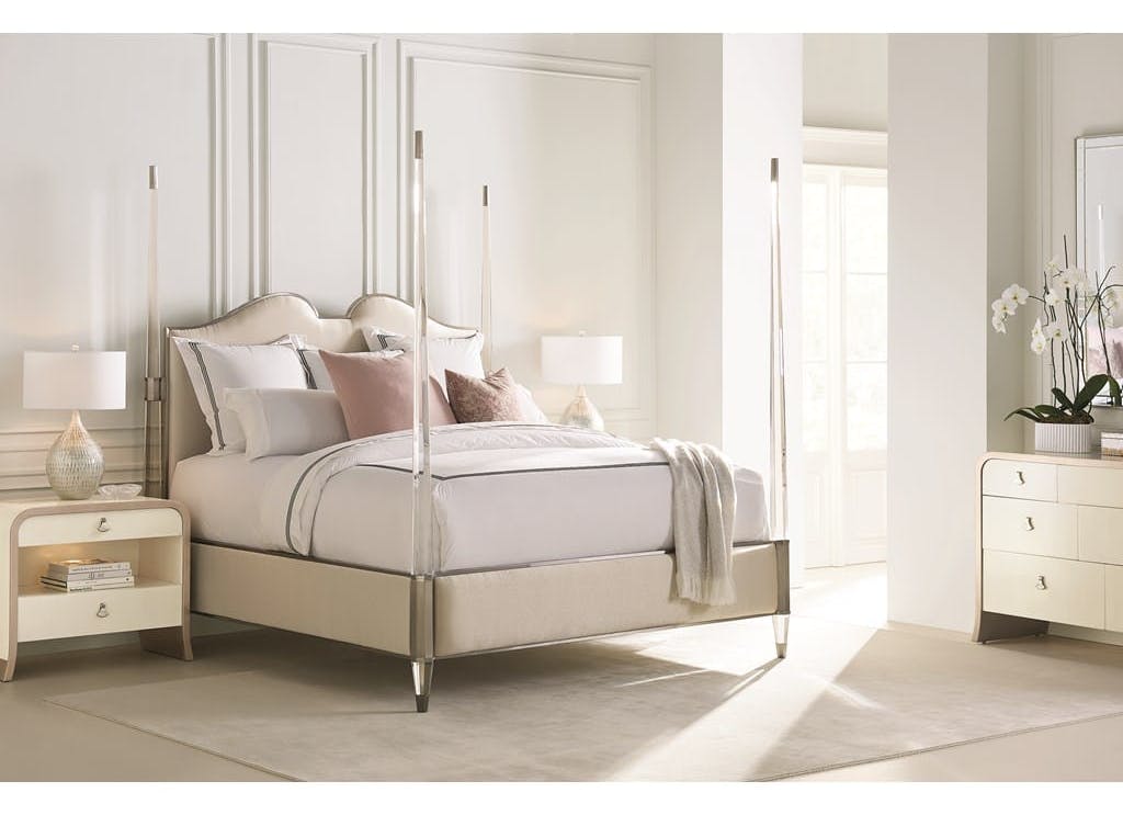 Caracole CLA-417-121 Caracole Classic The Post Is Clear King Caracole CLA-417-121 Caracole Classic The Post Is Clear King