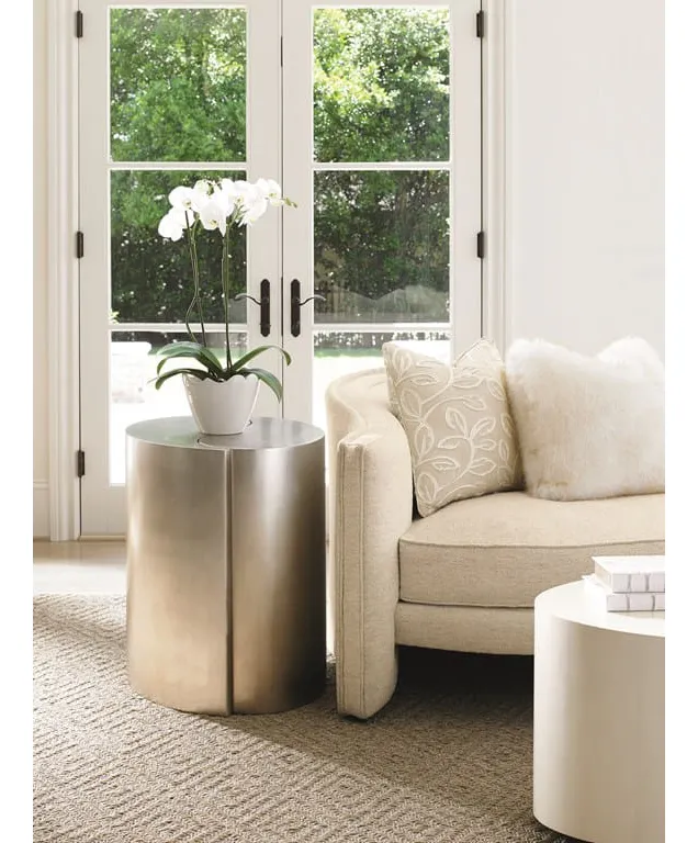 Caracole CON-SIDTAB-034 End Quote Side Table Caracole CON-SIDTAB-034 End Quote Side Table