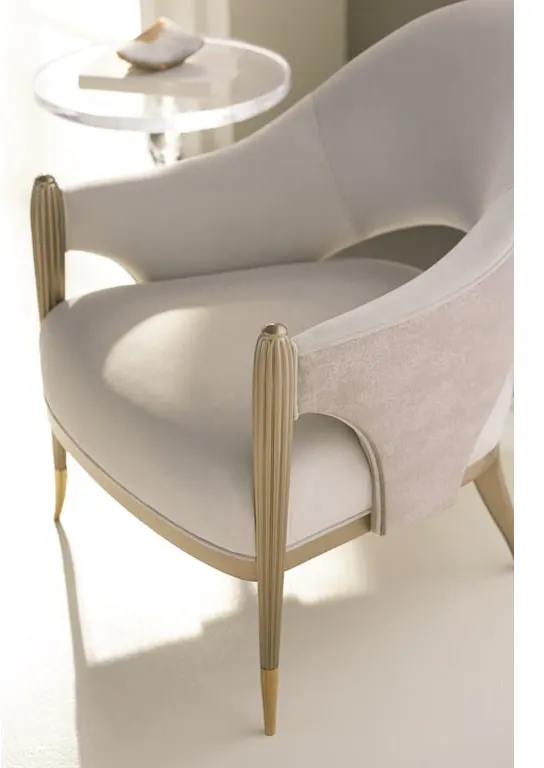 Caracole UPH-418-032-A Caracole Classic Pretty Little Thing Accent Chair Caracole UPH-418-032-A Caracole Classic Pretty Little Thing Accent Chair