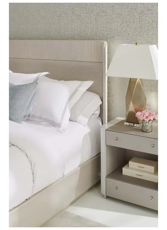 Caracole CLA-019-141 Fall In Love California King Bed Caracole CLA-019-141 Fall In Love California King Bed