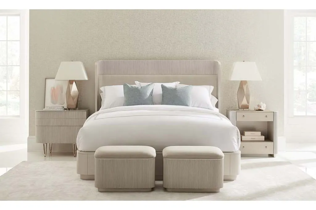 Caracole CLA-019-141 Fall In Love California King Bed Caracole CLA-019-141 Fall In Love California King Bed