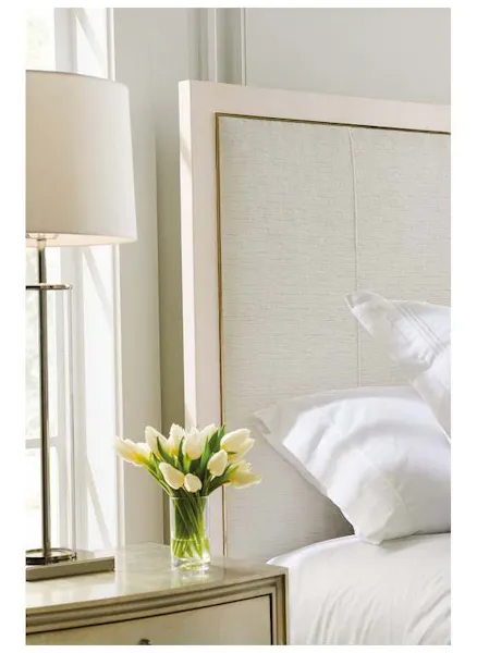 Caracole CLA-019-103 Dream On And On Queen Bed Caracole CLA-019-103 Dream On And On Queen Bed