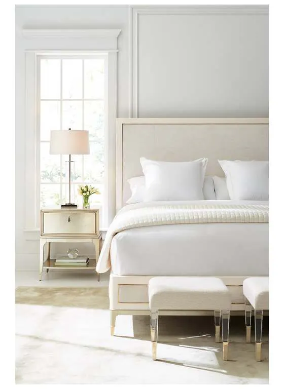 Caracole CLA-019-143 Dream On And On California King Bed Caracole CLA-019-143 Dream On And On California King Bed