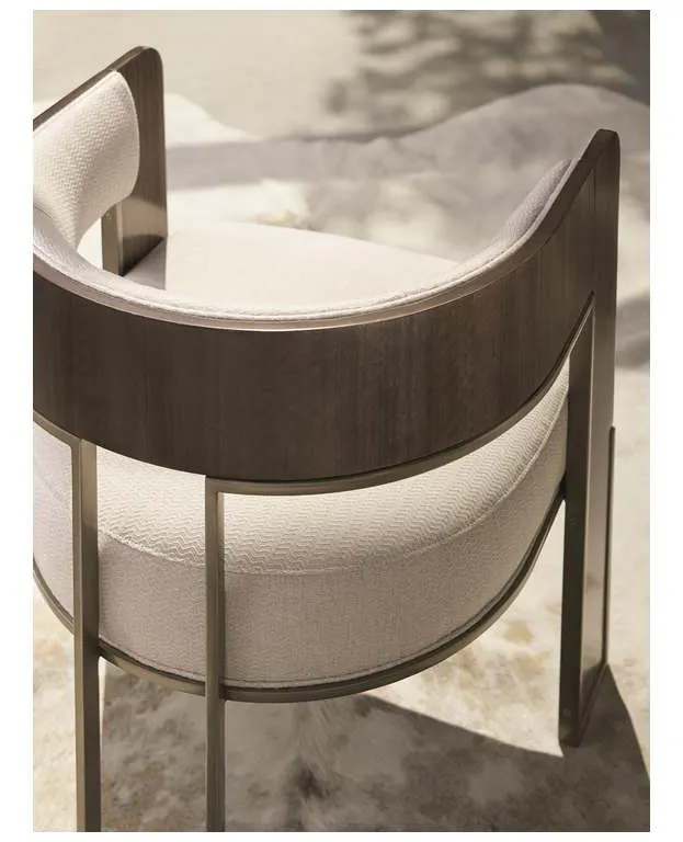 Caracole M020-417-132-A Modern Streamline Streamliner Chair Caracole M020-417-132-A Modern Streamline Streamliner Chair