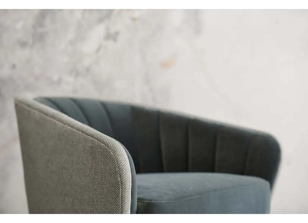 Caracole M100-419-033-A Modern Edge Concentric Swivel Chair Accent Chair Caracole M100-419-033-A Modern Edge Concentric Swivel Chair Accent Chair