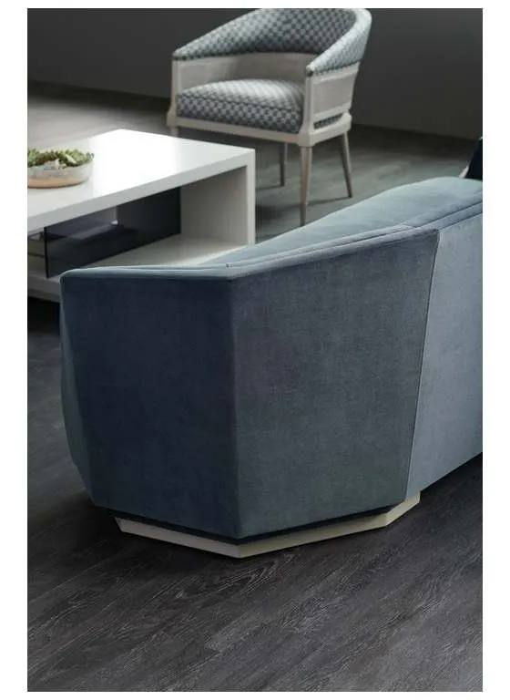 Caracole M120-420-011-A Modern Expressions Sofa Caracole M120-420-011-A Modern Expressions Sofa