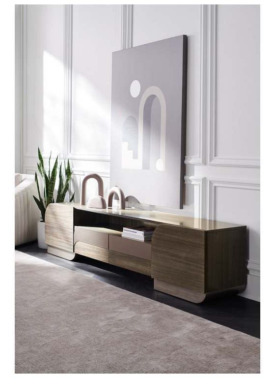 Caracole M131-421-531 La Moda Media Console Caracole M131-421-531 La Moda Media Console