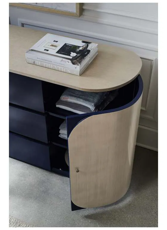 Caracole M133-421-021 Da Vita Dresser Caracole M133-421-021 Da Vita Dresser