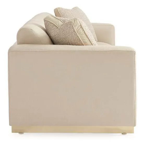 Caracole SGU-017-211-A Signature Simpatico The Well Balanced Sofa Caracole SGU-017-211-A Signature Simpatico The Well Balanced Sofa