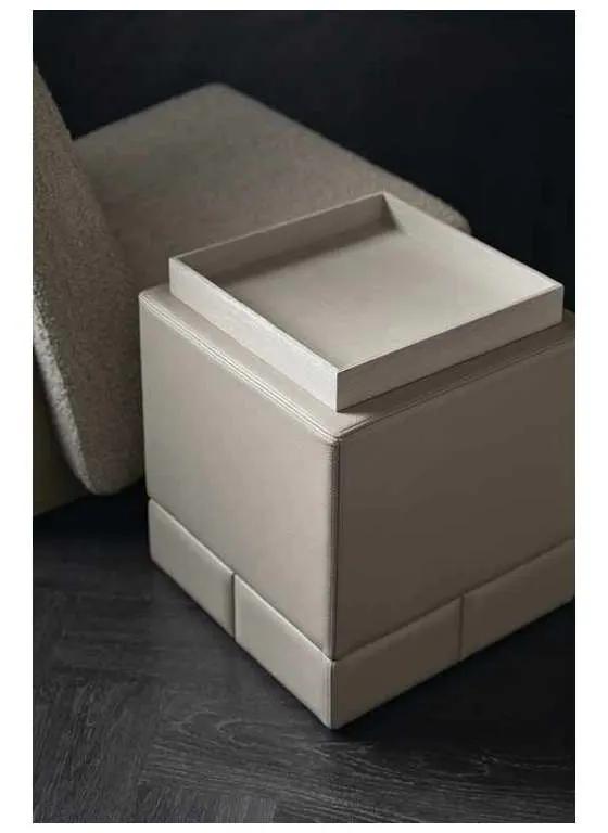 Caracole KHC-022-412 Bindi Side Table Caracole KHC-022-412 Bindi Side Table