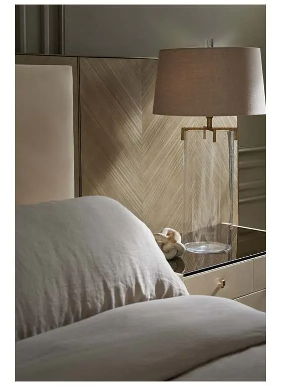 Caracole CLA-423-102 Anthology Queen Bed With Wings Caracole CLA-423-102 Anthology Queen Bed With Wings