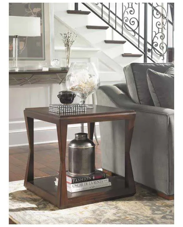 Century 41H-623 Decoeur Chairside Table Century 41H-623 Decoeur Chairside Table