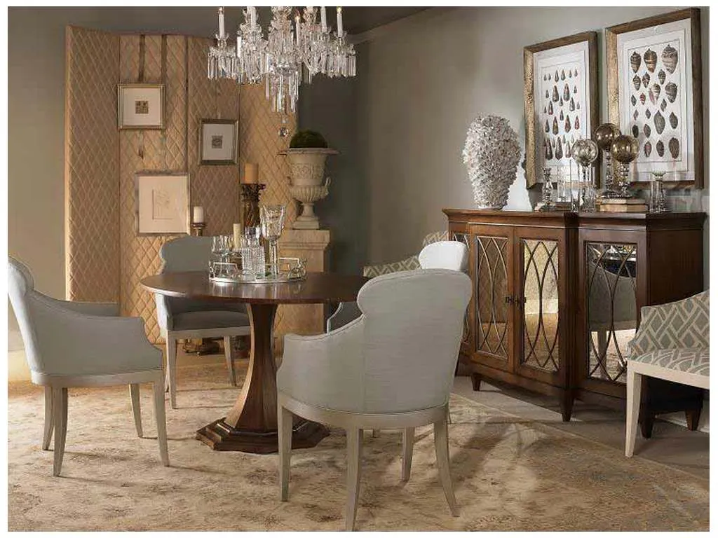 Century 599-307 Maire Louise Oval Dining Table Century 599-307 Maire Louise Oval Dining Table