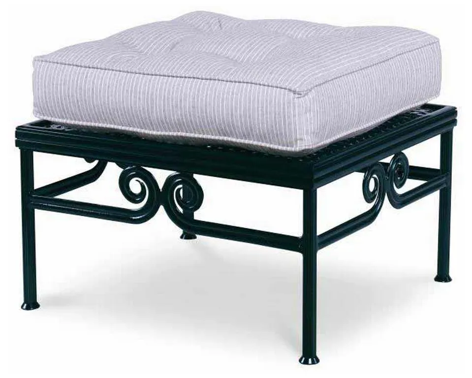Century AE-D41-31 Augustine Metal Ottoman Century AE-D41-31 Augustine Metal Ottoman