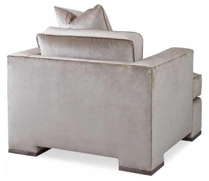 Century AE-11-1097 Benson Club Chair Century AE-11-1097 Benson Club Chair