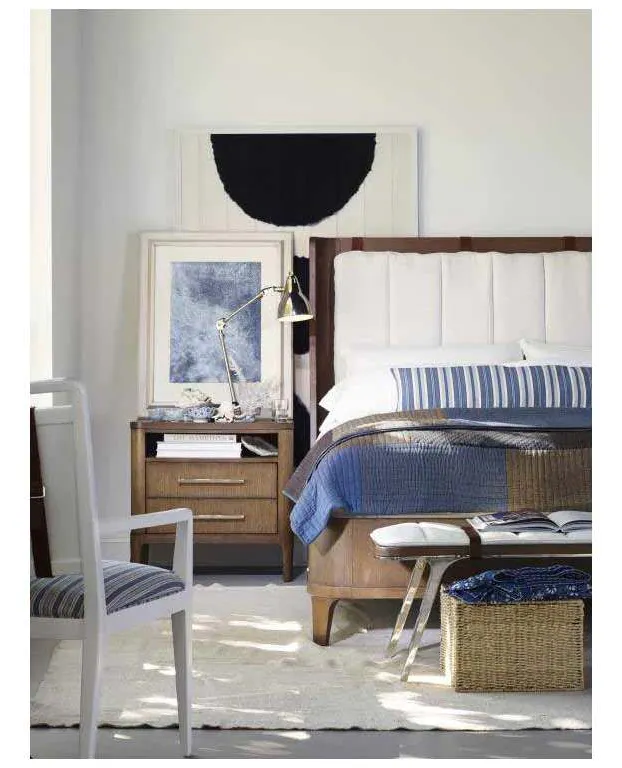Century C4H-136 Bowery Place Bed Century C4H-136 Bowery Place Bed