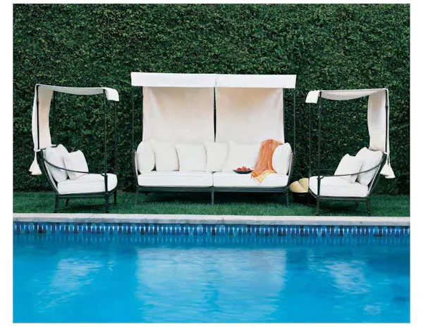 Century D12-43-1 Andalusia Royal Daybed Century D12-43-1 Andalusia Royal Daybed