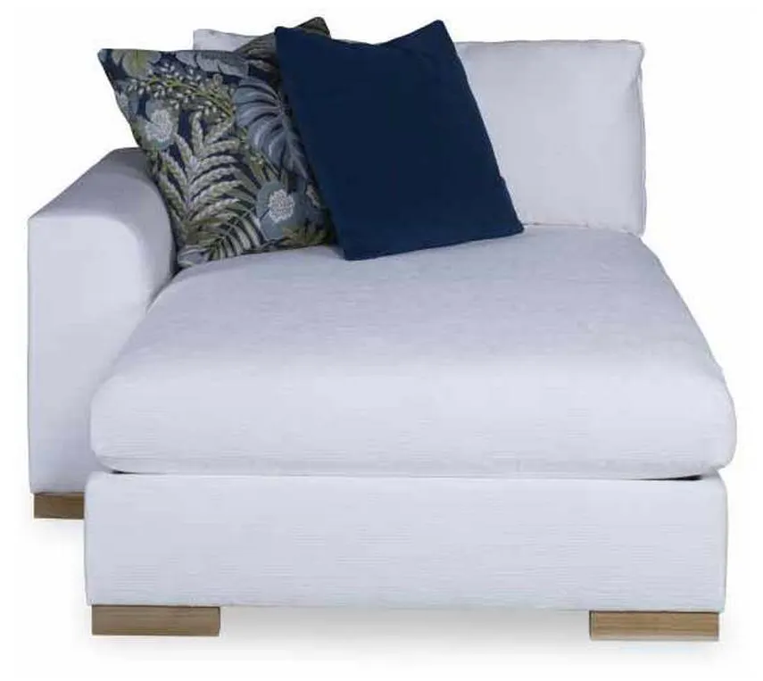 Century D13-7100-81 Great Room Outdoor Laf Chaise Century D13-7100-81 Great Room Outdoor Laf Chaise