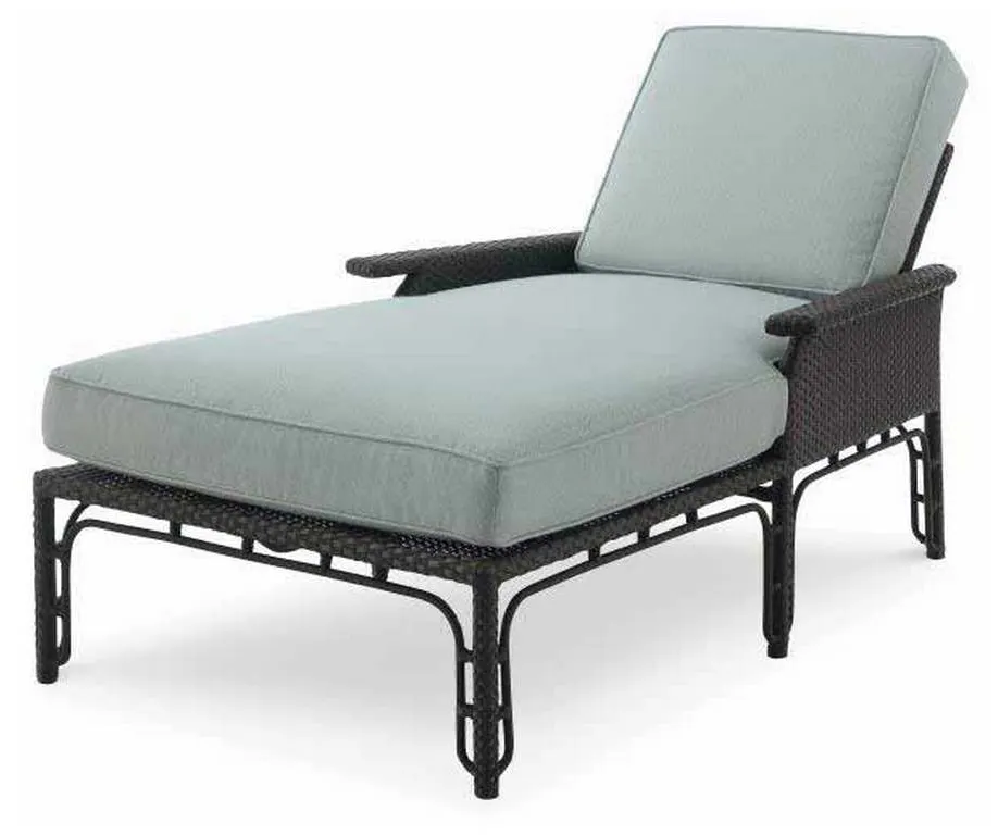 Century D31-70 Tidewater Chaise Century D31-70 Tidewater Chaise