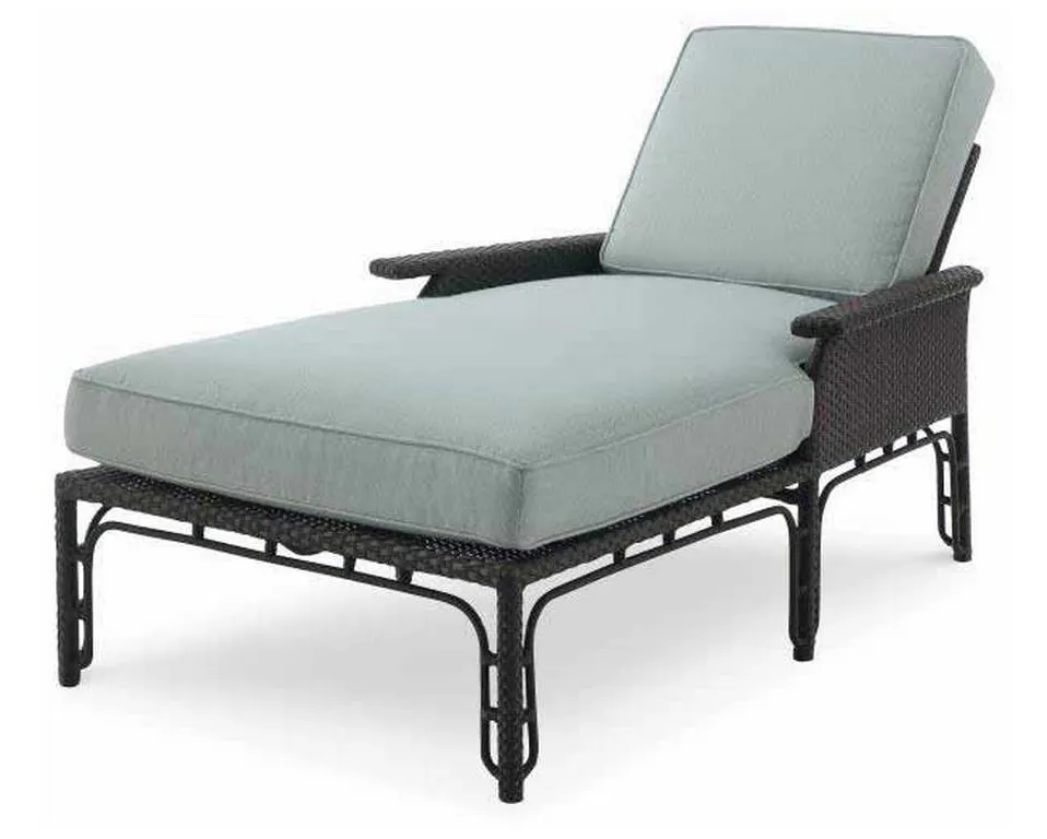 Century D31-70 Tidewater Chaise Century D31-70 Tidewater Chaise