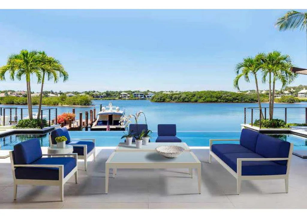 Century D46-22 Sail Sofa Century D46-22 Sail Sofa