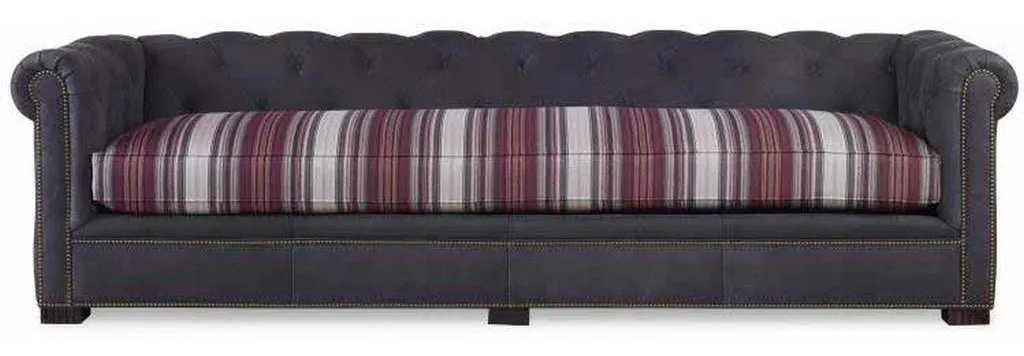Century LR-7701-1D Classic Chesterfield Large Sofa Century LR-7701-1D Classic Chesterfield Large Sofa